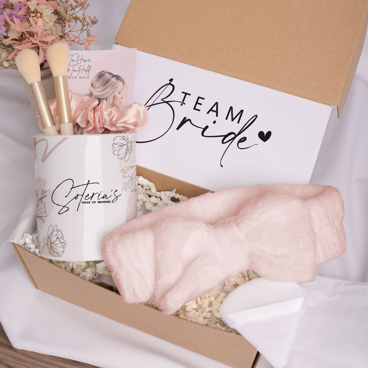 Pink Flowers - Makeup Brush Holder Gift Box - GOTShirts