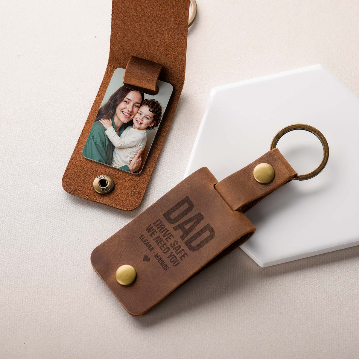 Leather Engraved Keyring With Photo Inside - GOTShirts